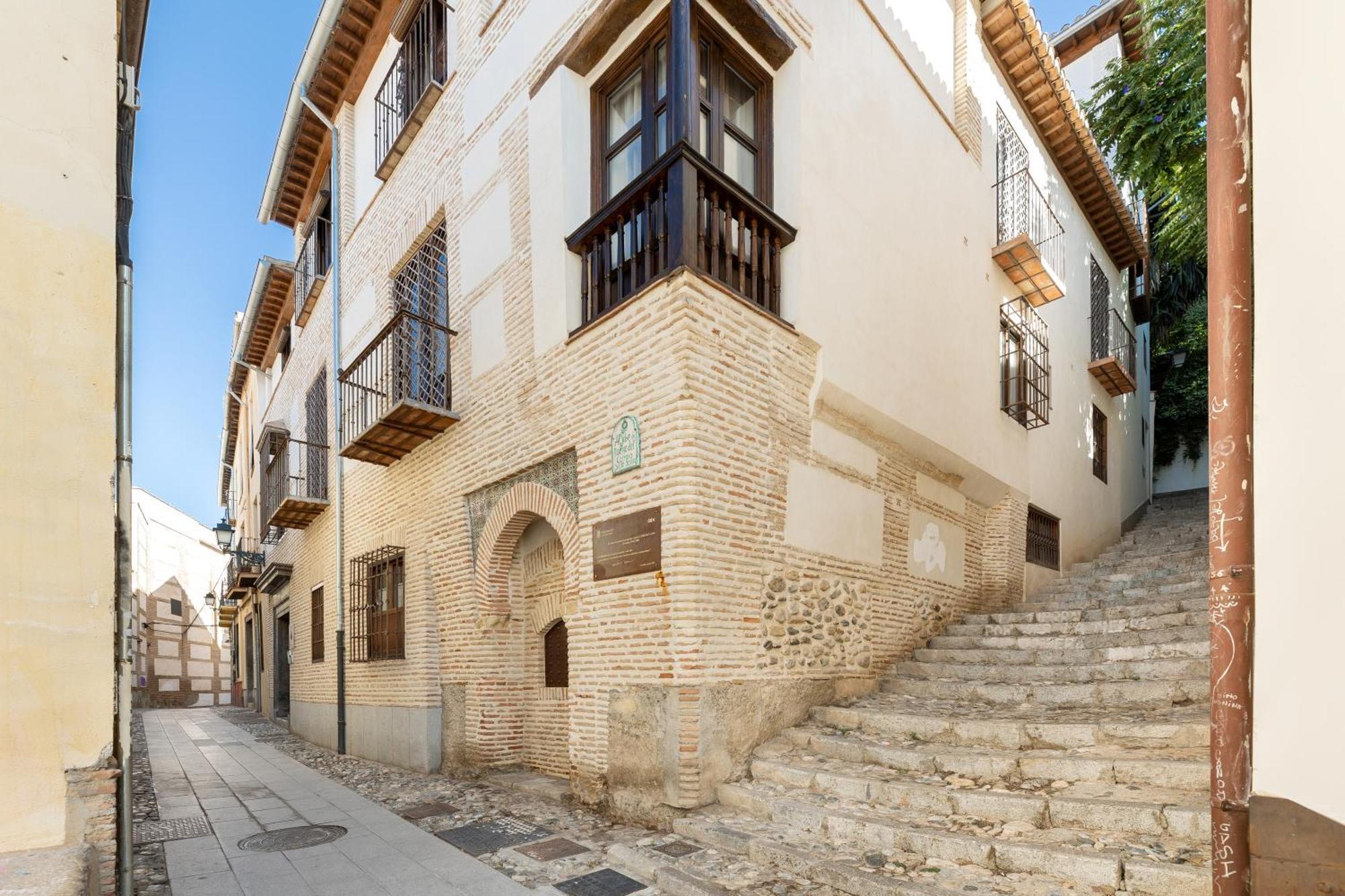 Apartamentos En Pleno Centro, Aljibe Rodrigo Del Campo 2C Granada Bagian luar foto